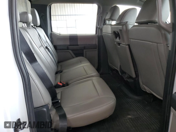 2022 Ford F-250 XL z VIN 1FT7W2B61NED06659, wystawiony jako Copart lot #61489105 z przebiegiem 43 770 mil mil oraz Czysty tytuł • Clean title. Historia ofert i sprzedaży dostępna na DreamBid. Obrazek 10.