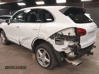 2015 Porsche Cayenne Diesel with VIN WP1AF2A24FLA38044, listed as a IAAI auction lot 41741695 with 114,214 mi miles and . Bid and sale history available at DreamBid. Image 6.