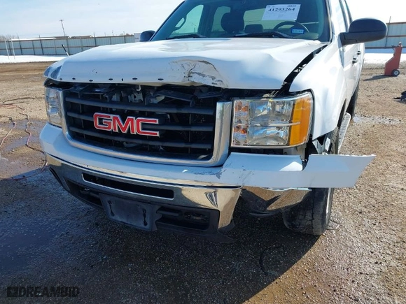 2008 GMC Sierra 1500 SLT with VIN 2GTEC13J481196256, listed as a IAAI auction lot 41293264 with 196,393 mi miles. Bid and sale history available at carsss.com. Image 6.