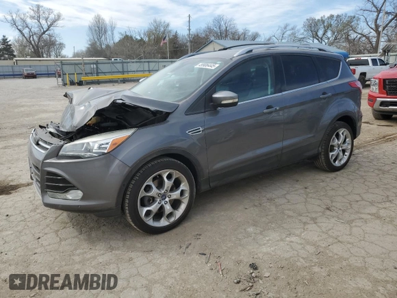 2013 Ford Escape Titanium z VIN 1FMCU9J90DUA72264, wystawiony jako Copart lot #49906445 z przebiegiem 126 527 mil mil oraz Szkoda całkowita • Salvage title. Historia ofert i sprzedaży dostępna na DreamBid. Obrazek 1.