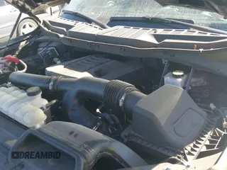 2023 Ford F-150 XL z VIN 1FTEW1C88PKD70185, wystawiony jako IAAI lot #41834777 z przebiegiem 43 348 mil mil oraz . Historia ofert i sprzedaży dostępna na DreamBid. Obrazek 19.