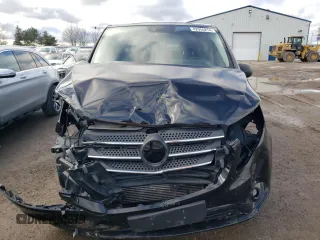 2018 Mercedes-Benz Metris with VIN WD4BG2EE8J3453759, listed as a Copart auction lot 82055214 with 81,801 mi miles and Salvage Title. Bid and sale history available at DreamBid. Image 5.