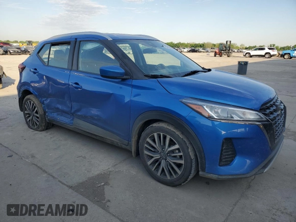 2022 Nissan Kicks SV with VIN 3N1CP5CV1NL478468, listed as a Copart auction lot 52901385 with 67,767 mi miles and Clean Title. Bid and sale history available at carsss.com. Image 4.