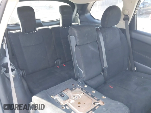 2016 Nissan Pathfinder S with VIN 5N1AR2MM1GC637454, listed as a IAAI auction lot 41640789 with 133,016 mi miles. Bid and sale history available at carsss.com. Image 8.