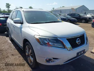 2014 Nissan Pathfinder Platinum with VIN 5N1AR2MM8EC609602, listed as a IAAI auction lot 42576446 with 171,989 mi miles and . Bid and sale history available at DreamBid. Image 1.