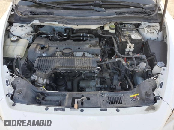 2011 Volvo C30 with VIN YV1672MK3B2205455, listed as a Copart auction lot 51128085 with 100,576 mi miles and Salvage Title. Bid and sale history available at carsss.com. Image 13.