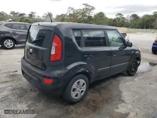 2013 Kia Soul with VIN KNDJT2A54D7496659, listed as a Copart auction lot 45803135 with 165,902 mi miles and Salvage Title. Bid and sale history available at carsss.com. Image 3.