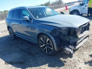 2022 Volvo XC90 Momentum with VIN YV4A22PK3N1841830, listed as a IAAI auction lot 41758654 with 59,862 mi miles. Bid and sale history available at carsss.com. Image 1.