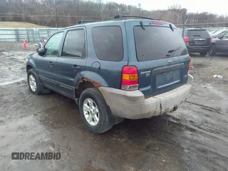 2005 Ford Escape XLT с VIN 1FMYU93135KA74858, выставлен на аукционе IAAI как лот 40378248 с пробегом 181 714 миль миль и . История ставок и продаж доступна на DreamBid. Изображение 3.