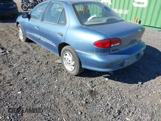 1998 Chevrolet Cavalier z VIN 1G1JC524XW7135102, wystawiony jako IAAI lot #40811285 z przebiegiem 66 909 mil mil oraz . Historia ofert i sprzedaży dostępna na DreamBid. Obrazek 3.