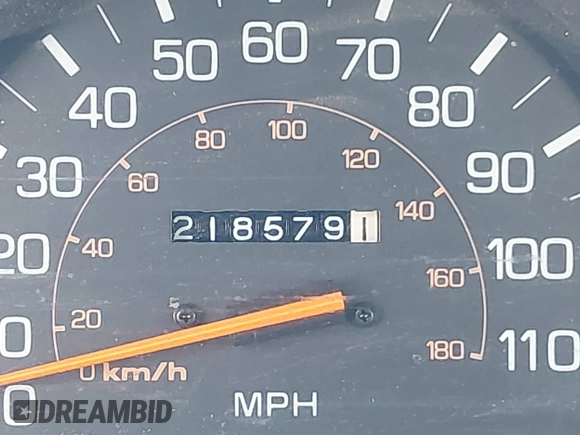 1988 Toyota Pickup with VIN JT4RN50R5J5169942, listed as a IAAI auction lot 42152517 with 218,579 mi miles and . Bid and sale history available at DreamBid. Image 16.
