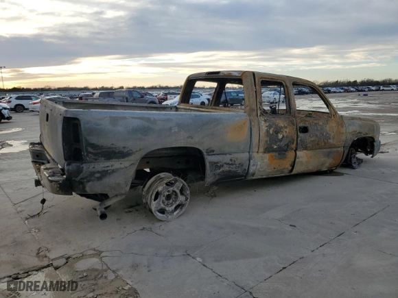 2004 Chevrolet Silverado 1500 LS with VIN 2GCEC19V241184756, listed as a Copart auction lot 42778395 with 0 mi miles and Non Repairable. Bid and sale history available at carsss.com. Image 3.