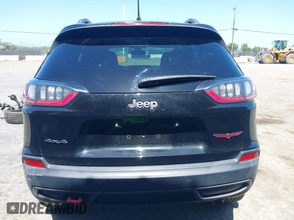 2019 Jeep Cherokee Trailhawk Elite with VIN 1C4PJMBX0KD198328, listed as a IAAI auction lot 42085194 with 76,312 mi miles and . Bid and sale history available at DreamBid. Image 17.