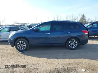2014 Nissan Pathfinder SV with VIN 5N1AR2MM3EC674423, listed as a IAAI auction lot 41801189 with 184,156 mi miles. Bid and sale history available at carsss.com. Image 14.
