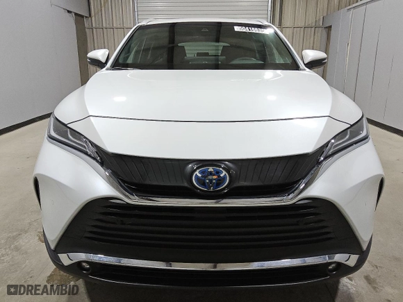 2024 Toyota Venza LE with VIN JTEAAAAH2RJ183626, listed as a Copart auction lot 50416635 with 14,118 mi miles and Clean Title. Bid and sale history available at carsss.com. Image 5.