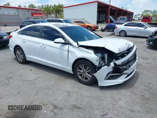 2016 Hyundai Sonata 2.4L z VIN 5NPE24AFXGH327870, wystawiony jako IAAI lot #42173050 z przebiegiem 72 000 mil mil oraz . Historia ofert i sprzedaży dostępna na DreamBid. Obrazek 1.
