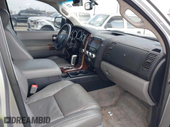 2008 Toyota Sequoia Platinum with VIN 5TDBY67A98S017696, listed as a IAAI auction lot 41499083 with 274,117 mi miles. Bid and sale history available at carsss.com. Image 5.