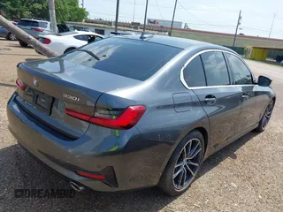 2020 BMW 3 Series 330i with VIN 3MW5R1J02L8B16680, listed as a IAAI auction lot 41928580 with Not Provided miles and . Bid and sale history available at DreamBid. Image 4.