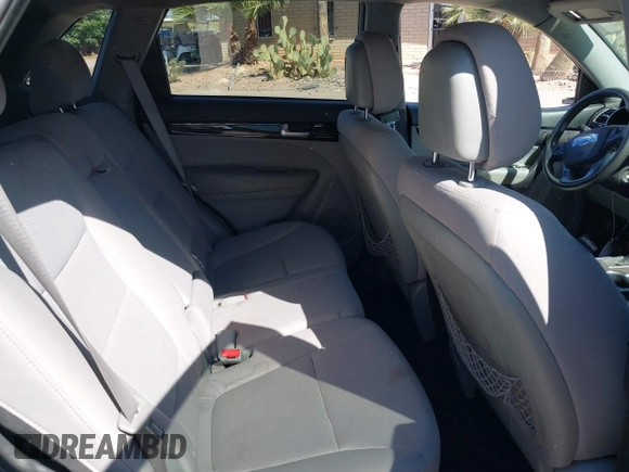2014 Kia Sorento LX with VIN 5XYKT3A6XEG480411, listed as a IAAI auction lot 42008356 with 137,435 mi miles and . Bid and sale history available at DreamBid. Image 8.