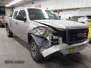 2007 GMC Sierra 1500 SL z VIN 1GTEC19C77Z503773, wystawiony jako IAAI lot #41858813 z przebiegiem 141 301 mil mil oraz . Historia ofert i sprzedaży dostępna na DreamBid. Obrazek 1.