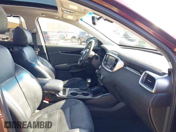 2019 Kia Sorento EX Sport with VIN 5XYPH4A52KG509349, listed as a IAAI auction lot 42244984 with 96,761 mi miles and . Bid and sale history available at DreamBid. Image 5.