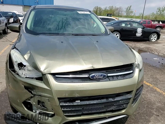 2013 Ford Escape SE с VIN 1FMCU0GX8DUC57566, выставлен на аукционе Copart как лот 55132135 с пробегом 142 402 миль миль и Чистый • Clean title. История ставок и продаж доступна на DreamBid. Изображение 14.