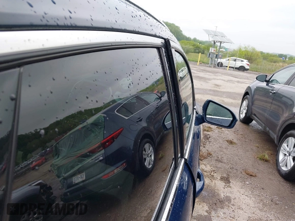 2018 Lincoln MKC Reserve z VIN 5LMCJ3D91JUL28728, wystawiony jako IAAI lot #42196869 z przebiegiem 60 541 mil mil oraz . Historia ofert i sprzedaży dostępna na DreamBid. Obrazek 22.