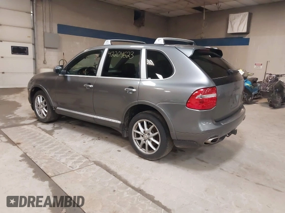2010 Porsche Cayenne z VIN WP1AA2APXALA04788, wystawiony jako IAAI lot #42204623 z przebiegiem 183 016 mil mil oraz . Historia ofert i sprzedaży dostępna na DreamBid. Obrazek 3.