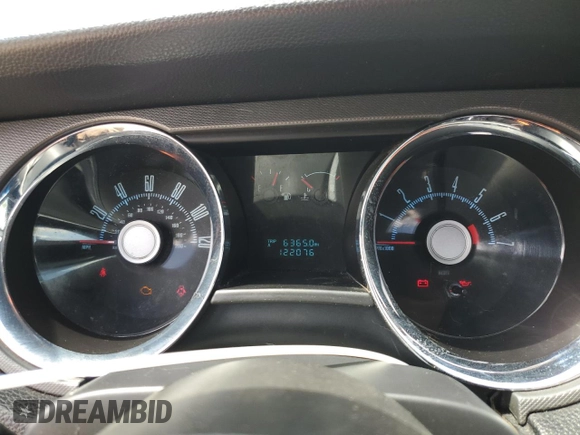 2010 Ford Mustang V6 with VIN 1ZVBP8AN1A5158085, listed as a Copart auction lot 61070745 with Not provided miles and Salvage title. Bid and sale history available at DreamBid. Image 9.