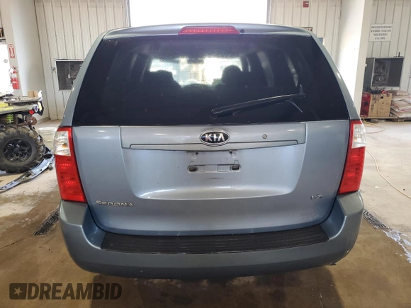2006 Kia Sedona LX with VIN KNDMB233866030396, listed as a Copart auction lot 76388714 with 171,682 mi miles and Salvage Title. Bid and sale history available at carsss.com. Image 6.