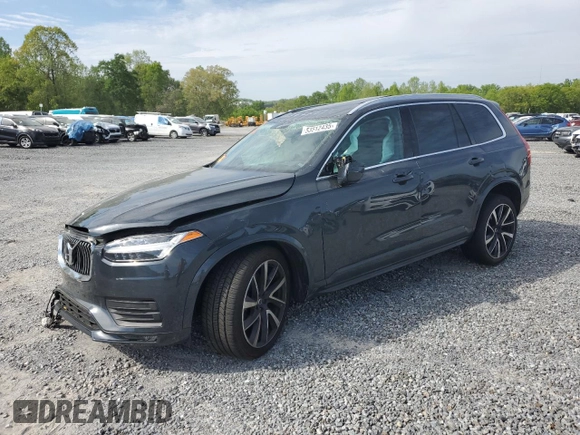 2022 Volvo XC90 Momentum z VIN YV4A221K8N1830007, wystawiony jako Copart lot #53512435 z przebiegiem 39 021 mil mil oraz Szkoda całkowita • Salvage title. Historia ofert i sprzedaży dostępna na DreamBid. Obrazek 1.