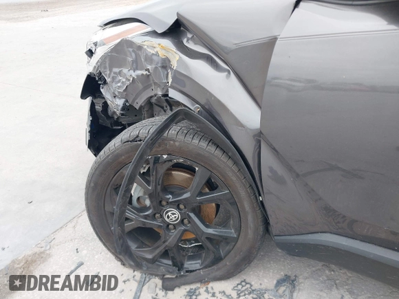 2021 Toyota C-HR LE with VIN JTNKHMBX3M1120177, listed as a IAAI auction lot 41257866 with 43,964 mi miles. Bid and sale history available at carsss.com. Image 6.