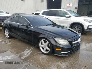 2013 Mercedes-Benz CLS 550 with VIN WDDLJ7DB8DA080670, listed as a Copart auction lot 86738044 with 100,652 mi miles and Salvage title. Bid and sale history available at DreamBid. Image 4.