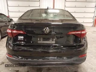 2024 Volkswagen Jetta Sport with VIN 3VWBM7BU6RM023862, listed as a IAAI auction lot 41965583 with 30,061 mi miles and . Bid and sale history available at DreamBid. Image 17.