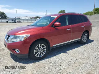 2015 Nissan Pathfinder SL with VIN 5N1AR2MM0FC612995, listed as a Copart auction lot 61105275 with 111,766 mi miles and Salvage title. Bid and sale history available at DreamBid. Image 1.