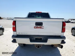 2016 GMC Sierra 2500HD Denali with VIN 1GT12UE86GF202529, listed as a Copart auction lot 52707755 with 197,123 mi miles and Salvage Title. Bid and sale history available at carsss.com. Image 6.