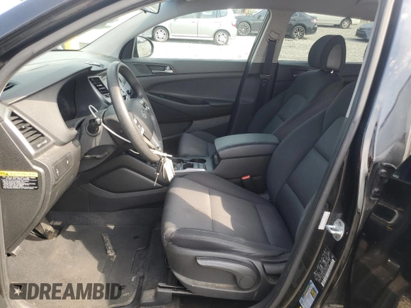 2018 Hyundai Tucson SE z VIN KM8J2CA40JU639194, wystawiony jako Copart lot #55076005 z przebiegiem 123 134 mil mil oraz Czysty tytuł • Clean title. Historia ofert i sprzedaży dostępna na DreamBid. Obrazek 7.