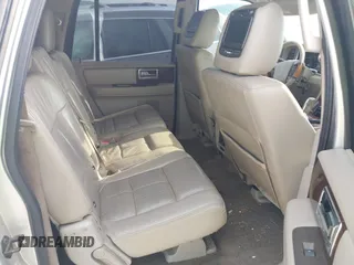2013 Lincoln Navigator z VIN 5LMJJ3H59DEL09289, wystawiony jako IAAI lot #42380340 z przebiegiem 238 384 mil mil oraz . Historia ofert i sprzedaży dostępna na DreamBid. Obrazek 8.