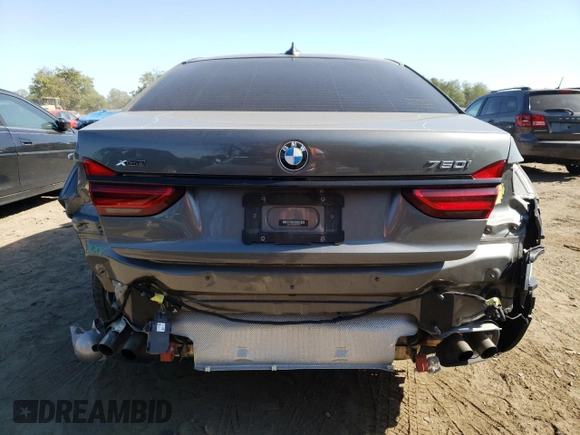 2019 BMW 7 Series 750i xDrive with VIN WBA7F2C50KB239939, listed as a Copart auction lot 71410423 with 52,428 mi miles. Bid and sale history available at carsss.com. Image 6.