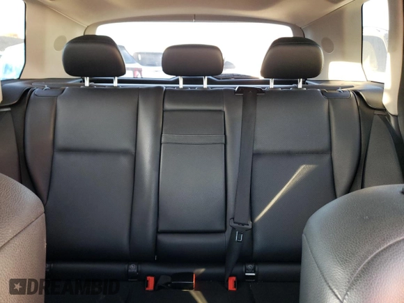2011 Mercedes-Benz GLK 350 with VIN WDCGG8HBXBF678957, listed as a Copart auction lot 77833584 with 142,816 mi miles and Clean Title. Bid and sale history available at DreamBid. Image 10.