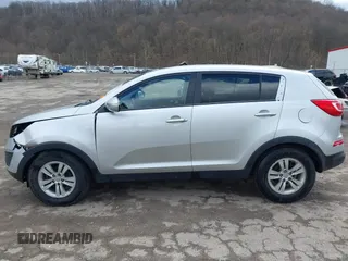 2011 Kia Sportage LX with VIN KNDPB3A21B7059725, listed as a IAAI auction lot 41814298 with 178,023 mi miles and . Bid and sale history available at carsss.com. Image 15.