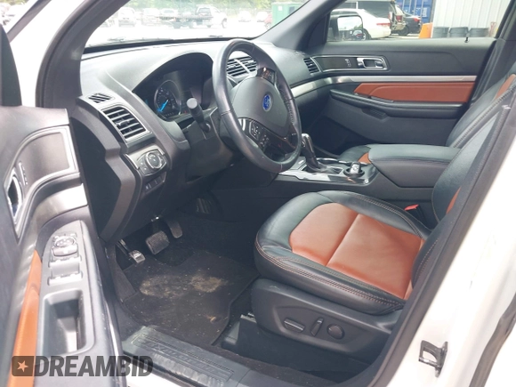 2019 Ford Explorer XLT with VIN 1FM5K7D84KGB01752, listed as a IAAI auction lot 42423239 with 97,861 mi miles and . Bid and sale history available at DreamBid. Image 5.