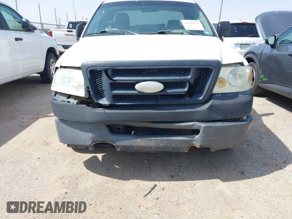 2008 Ford F-150 XL z VIN 1FTRF12228KC52794, wystawiony jako IAAI lot #42308870 z przebiegiem 240 057 mil mil oraz . Historia ofert i sprzedaży dostępna na DreamBid. Obrazek 6.