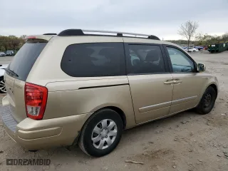 2008 Hyundai Entourage GLS with VIN KNDMC233886055461, listed as a Copart auction lot 52511165 with 215,885 mi miles and Salvage Title. Bid and sale history available at carsss.com. Image 3.