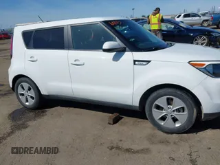 2016 Kia Soul with VIN KNDJN2A26G7292689, listed as a IAAI auction lot 41828977 with 146,251 mi miles. Bid and sale history available at carsss.com. Image 13.