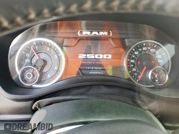 2024 Ram 2500 Laramie with VIN 3C6UR5FL9RG355268, listed as a Copart auction lot 55489735 with 33,207 mi miles and Salvage title. Bid and sale history available at DreamBid. Image 9.