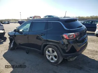 2019 Jeep Compass Altitude with VIN 3C4NJCBB9KT614537, listed as a Copart auction lot 53505475 with 120,623 mi miles and Salvage title. Bid and sale history available at DreamBid. Image 2.