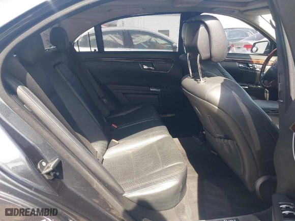 2013 Mercedes-Benz S-Class S 550 with VIN WDDNG9EBXDA524889, listed as a IAAI auction lot 41839932 with 188,979 mi miles. Bid and sale history available at carsss.com. Image 8.