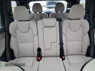 2025 Volvo XC90 Plus with VIN YV4062PB0S1356430, listed as a Copart auction lot 61463685 with 7,901 mi miles and Clean title. Bid and sale history available at DreamBid. Image 10.