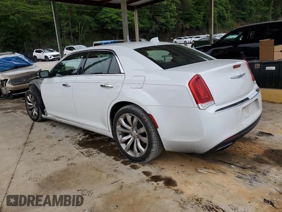 2018 Chrysler 300 Limited z VIN 2C3CCAEG7JH314035, wystawiony jako Copart lot #56311455 z przebiegiem 130 490 mil mil oraz Szkoda całkowita • Salvage title. Historia ofert i sprzedaży dostępna na DreamBid. Obrazek 2.